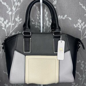 Elegant Black and Gray Handbag
